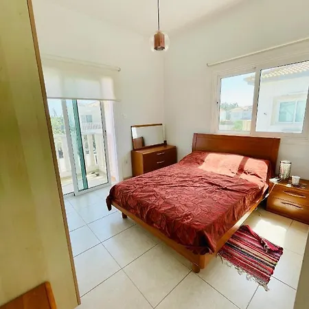 Atlantis 2 Bedroom & Swimming Pool Villa *