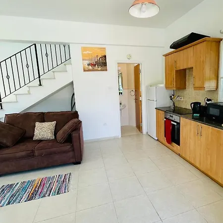 Atlantis 2 Bedroom & Swimming Pool *